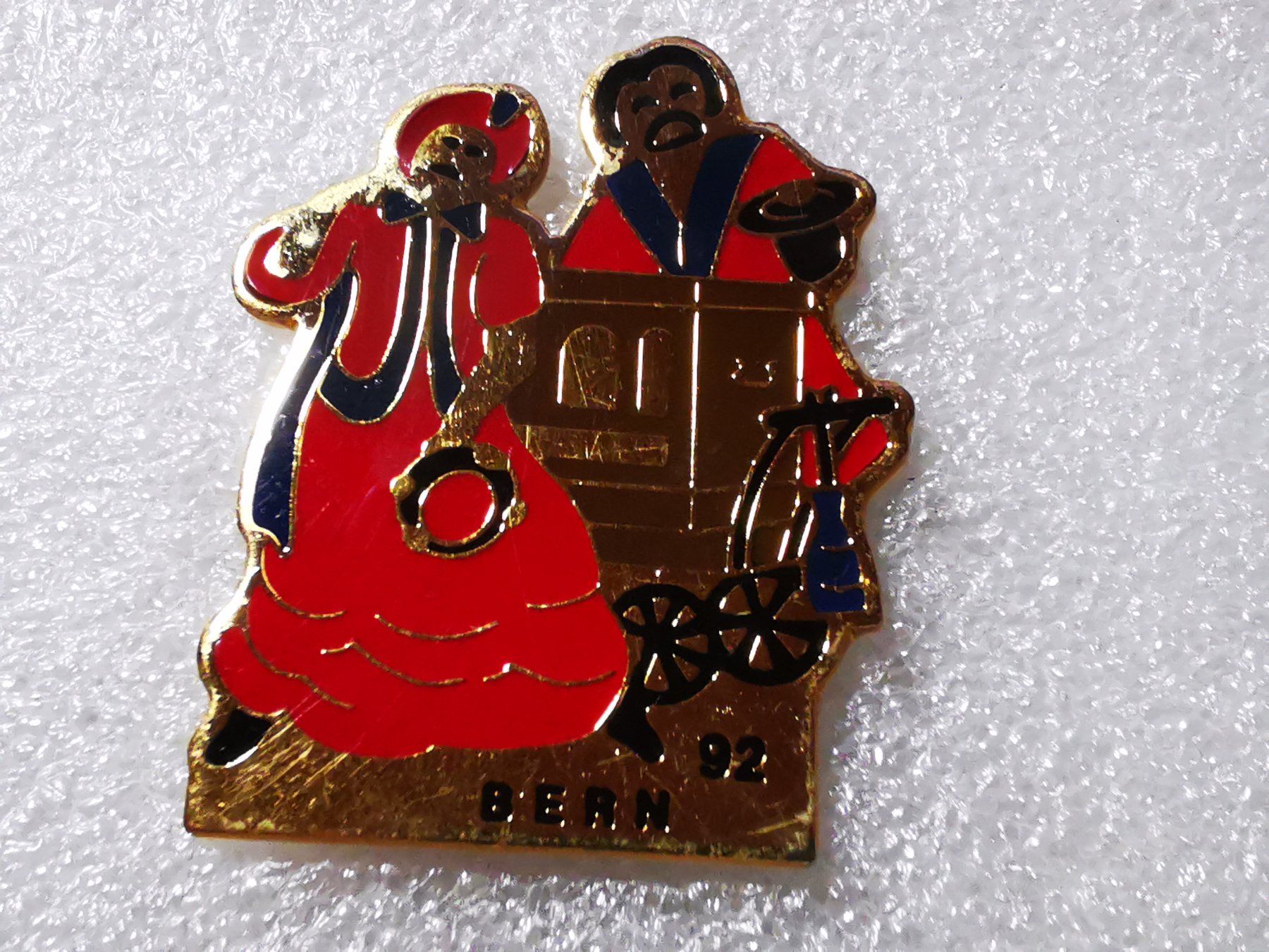 Placchette & Badge: Ansteckpin 162: – Usato da Oppligen venduto da Pin-Fall-Shop