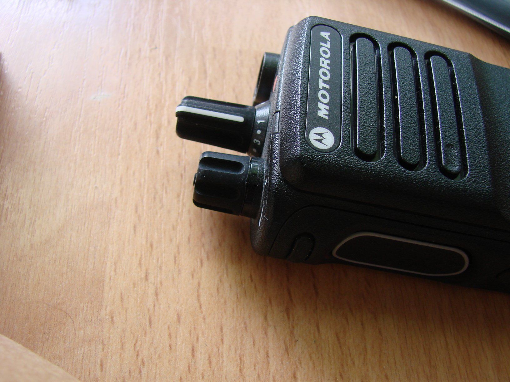 Motorola Radiocomunicazione: Motorola DP4400e VHF – Nuovo (secondo la descrizione) da Herisau venduto da laservision 2