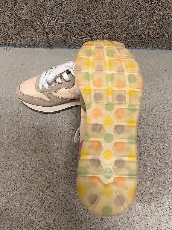 Scarpe da donna: Sneakers  – Usato da Würenlos venduto da YaLu99 2