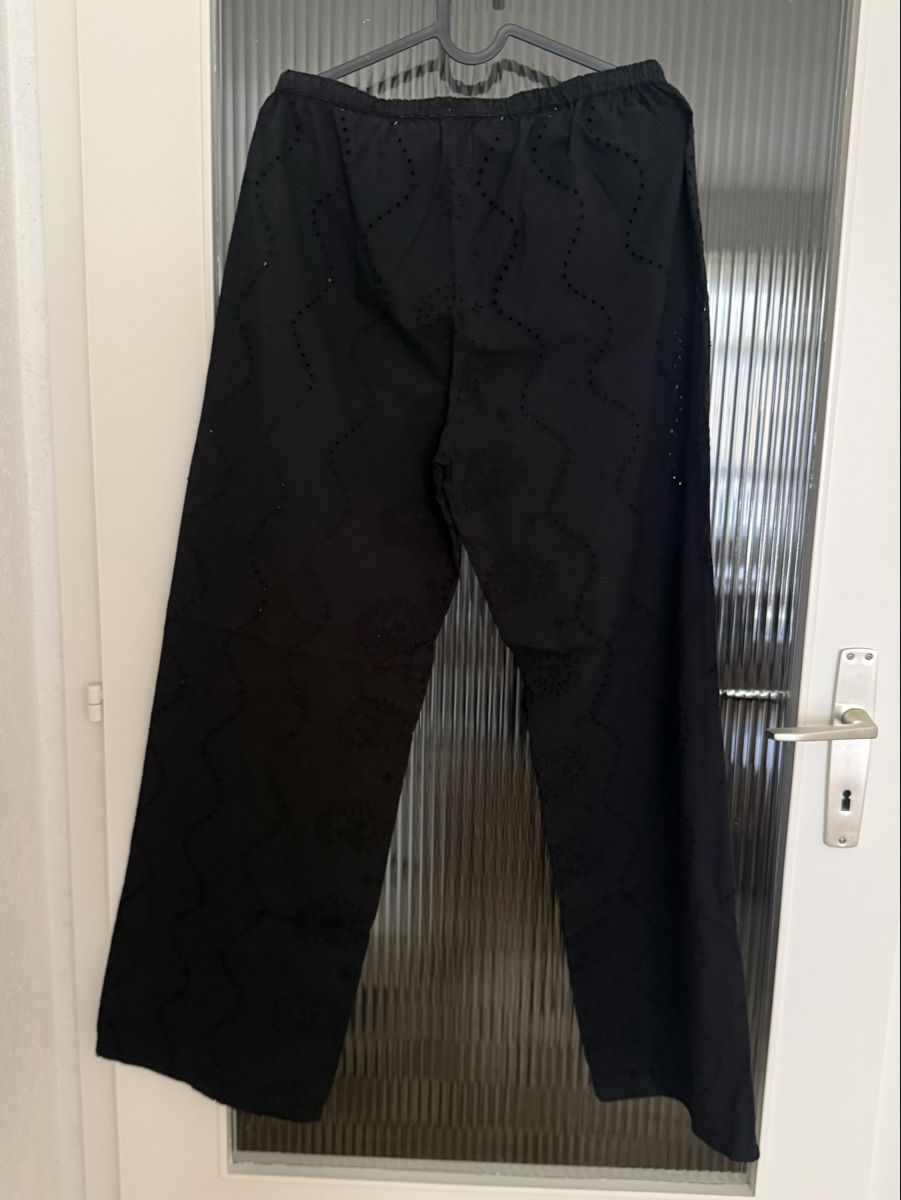 Pull&Bear Camicette: Ensemble Pull&Bear noir ajouré – Usato da Monthey venduto da iri_9pt5 4
