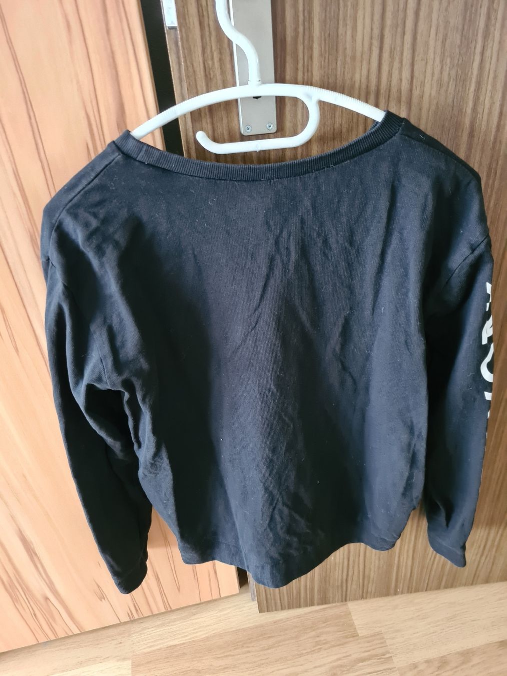 Maglioni & Felpe: Pullover Damen schwarz Grösse M – Usato da Langenthal venduto da Polarisstern 3