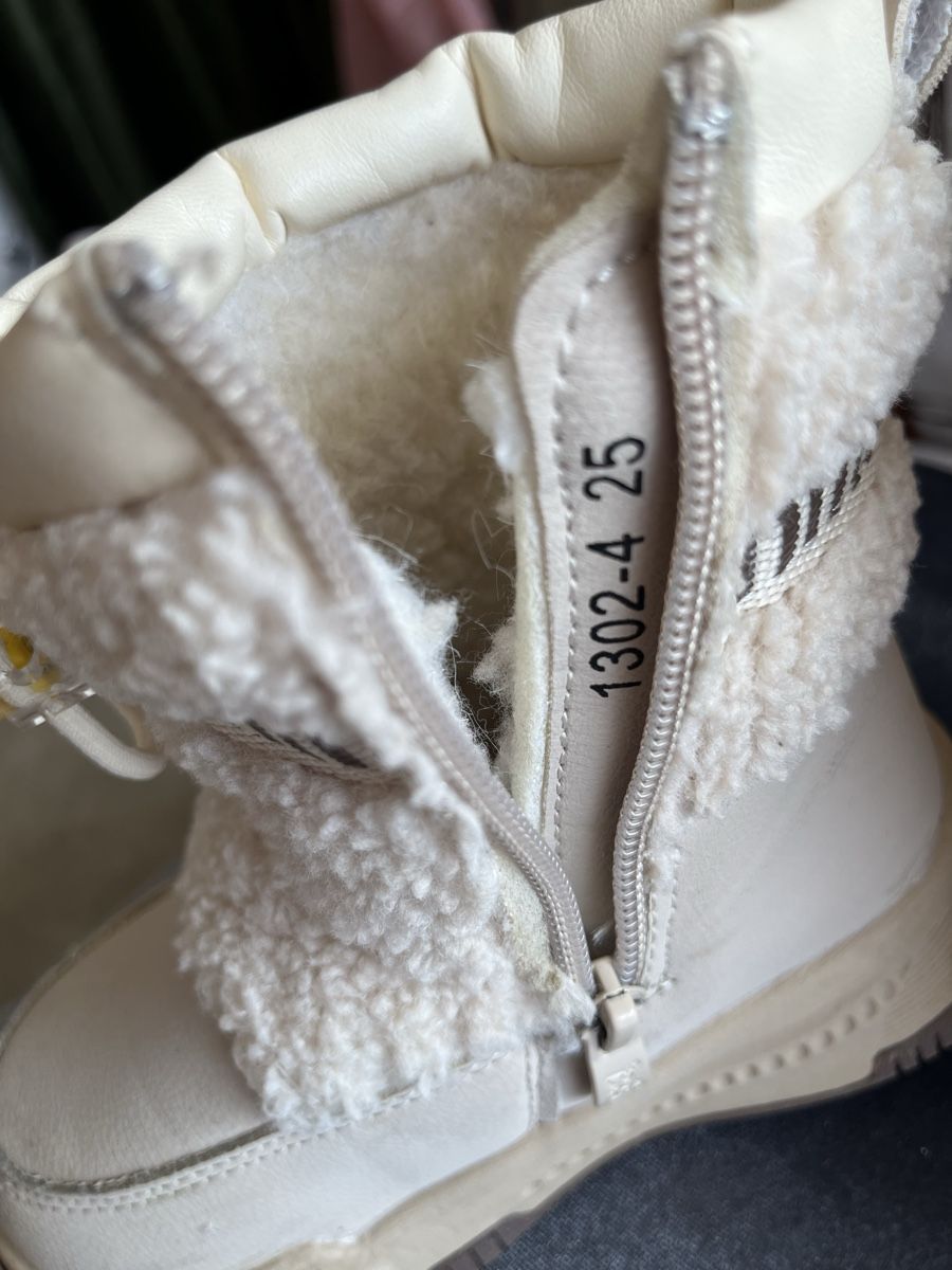 Scarpe per ragazzi: Kinder Winterstiefel Gr. 25 – Usato da Oberengstringen venduto da Baby_Fashion 5