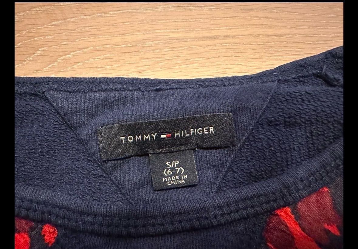 Tommy Hilfiger Maglioni & Felpe: Tommy Hilfiger Sweatshirt Gr. 122 – Usato da Safenwil venduto da Whoopie1 2