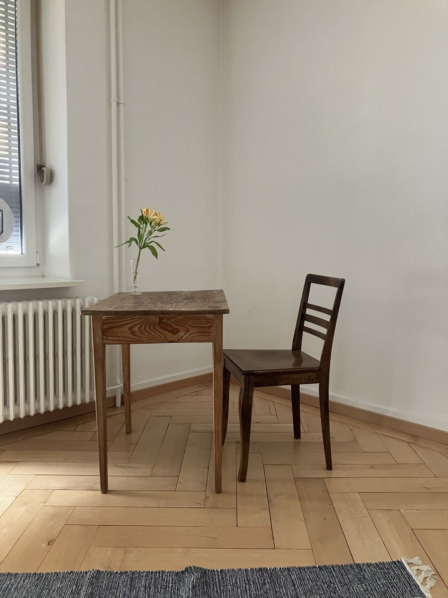 Set di tavolo e panche: Tisch und Stuhl  – Usato da Zürich venduto da TatiKul 1