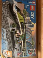 LEGO City 60337 Lokomotive mit Zusatzschienen und Weichen