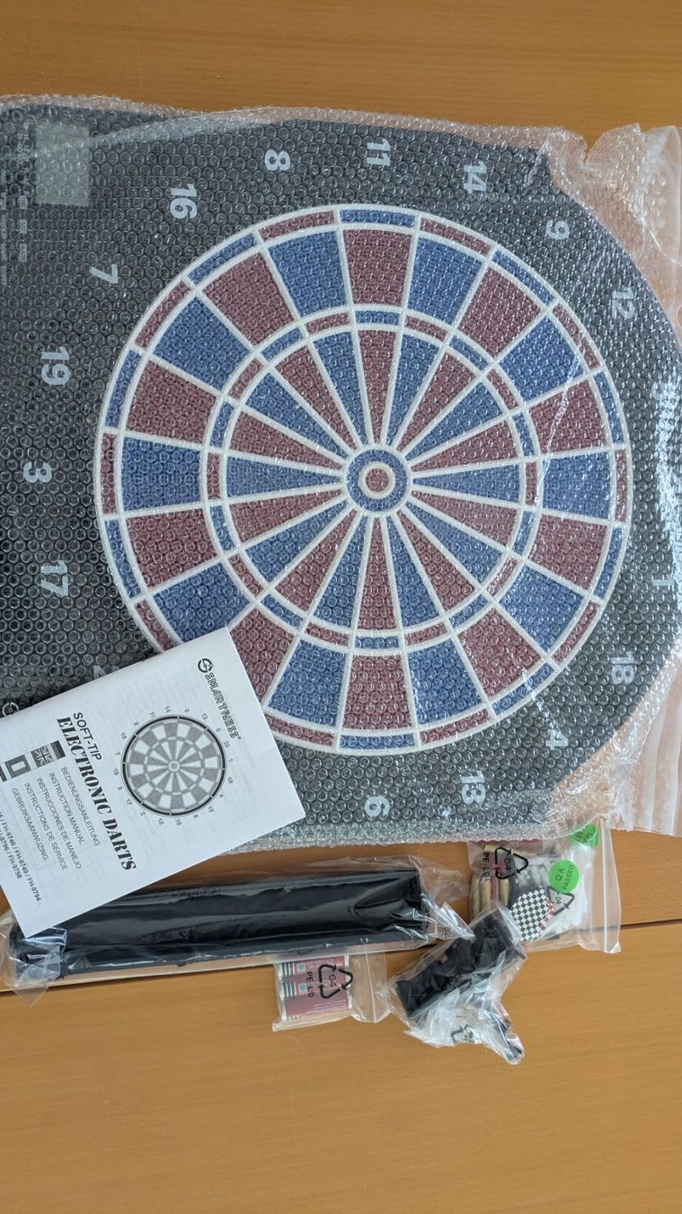 Jeux de fléchettes: Elektronische Dartscheibe Smartness – Neuf avec emballage d'origine à Villmergen par Markus-von-Gaehwil 1