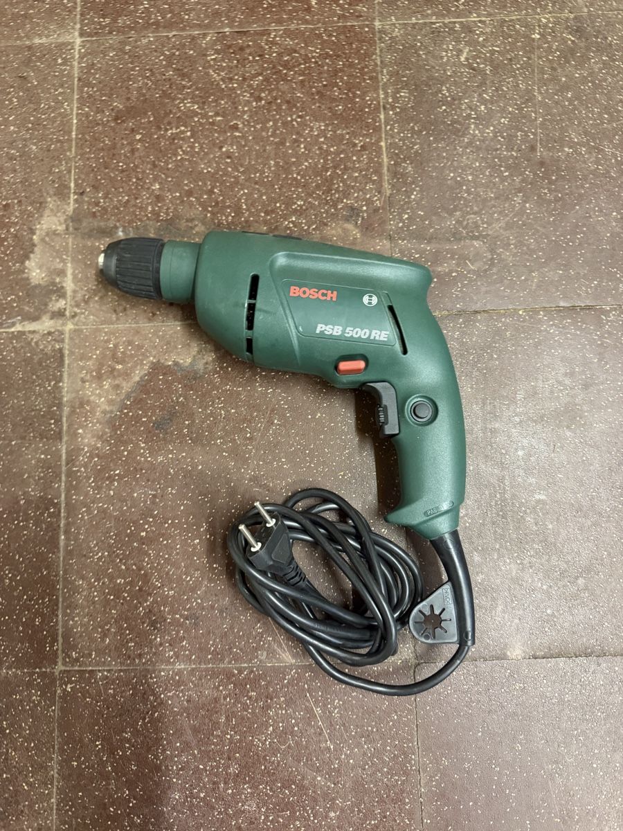 Bosch Bohrmaschinen: Schlagbohrmaschine Bosch – Gebraucht aus Suhr von BonsaiGutzi