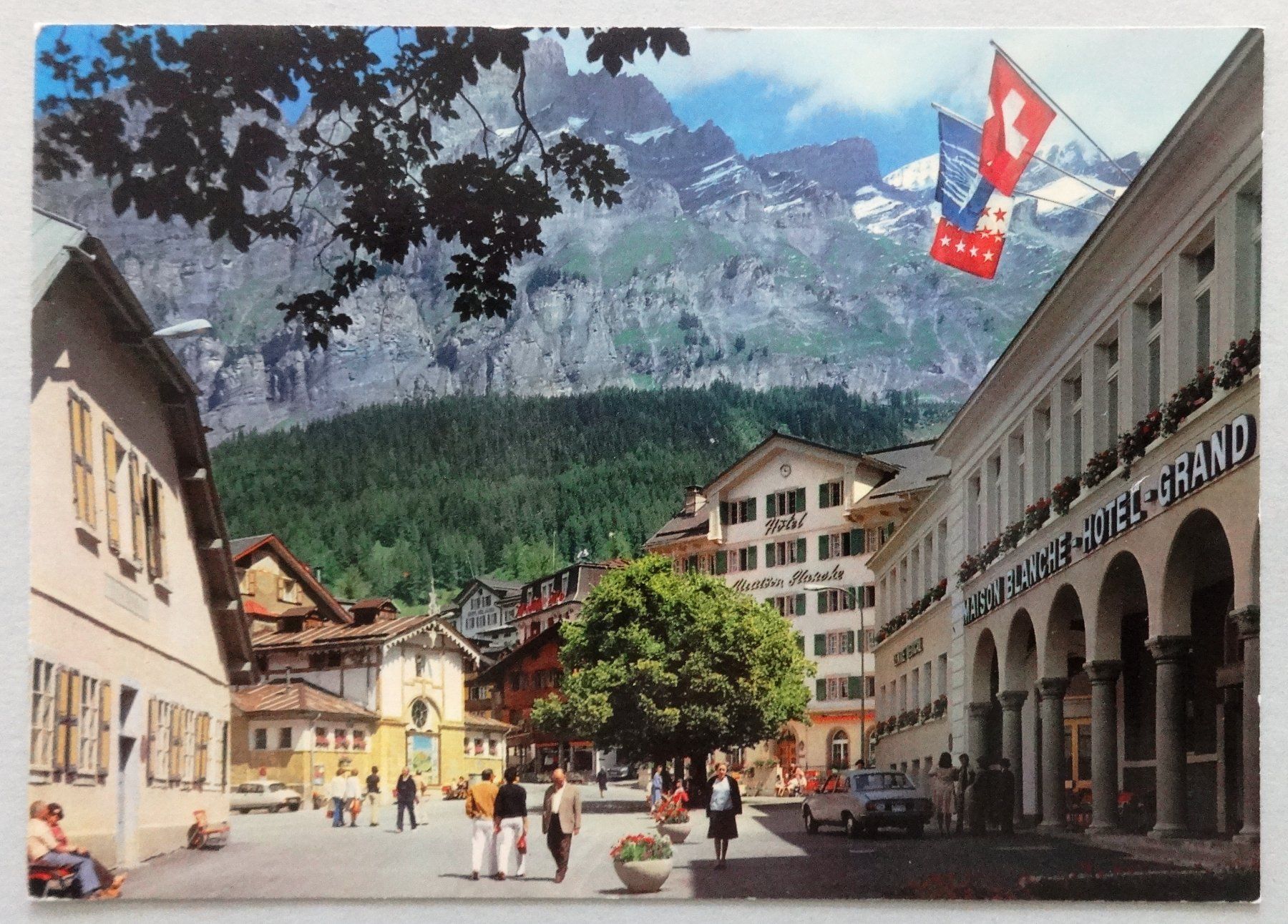 Cartoline postali: Leukerbad 1401 m, Dorfplatz – Usato da Fétigny venduto da Billy2miny