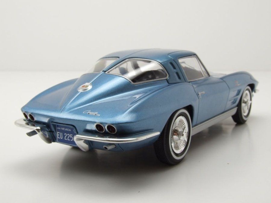 Chevrolet Modellautos: Chevrolet Corvette C2 Sing Ray „Split Window“ 1963 hellblau – Neu und originalverpackt aus Gerlafingen von espero88 1
