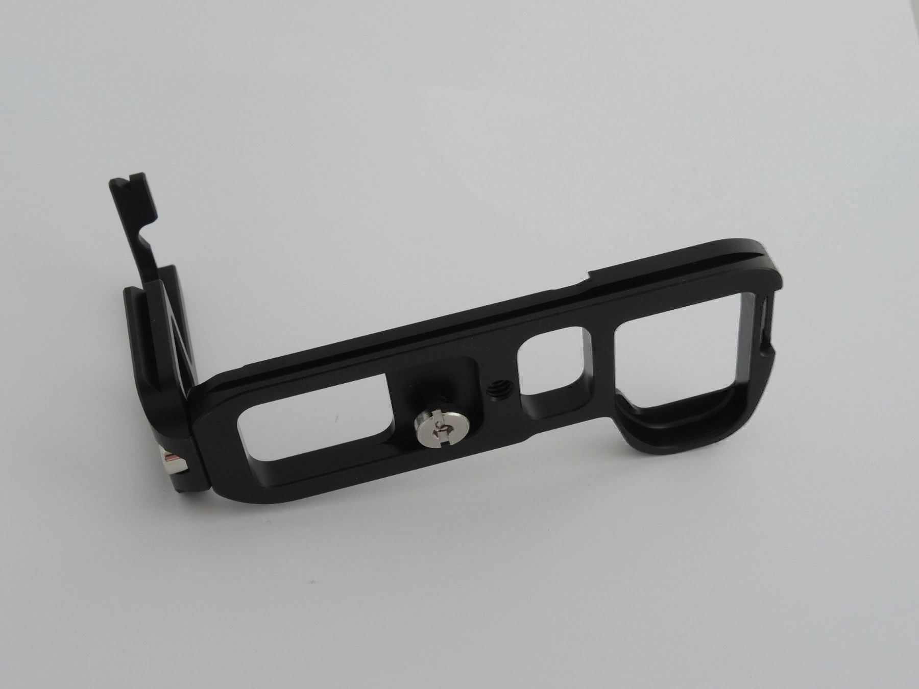 Treppiedi & Teste: L-Winkel Sony A7 II Arca Swiss komp. – Nuovo e nell'imballaggio originale da Erlinsbach venduto da foto_5018 3