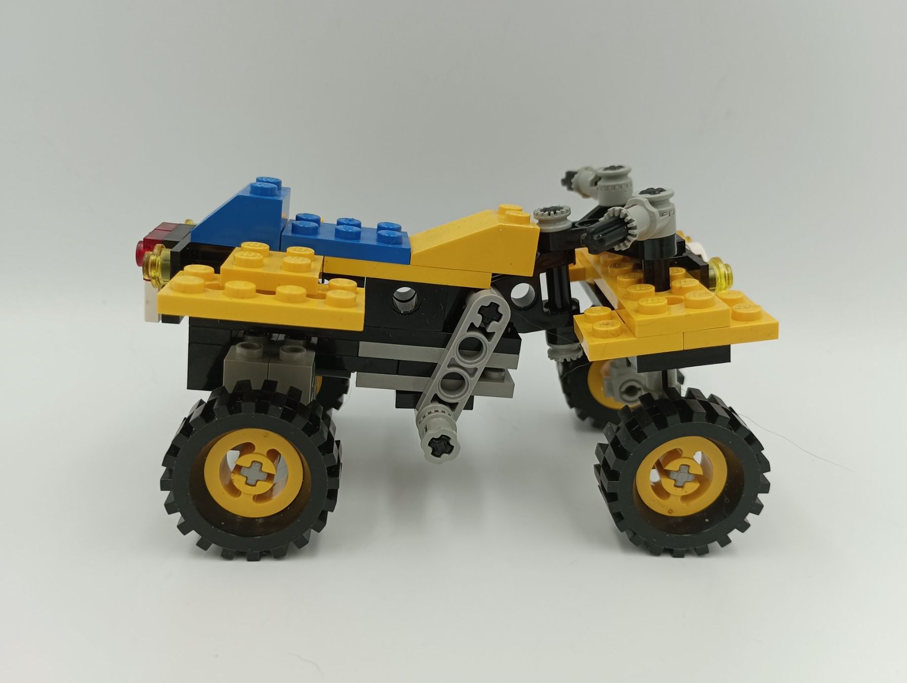 Lego Spielzeuge: 8826 ATX Sport Cycle – Gebraucht aus Bremgarten AG von redstar69 1