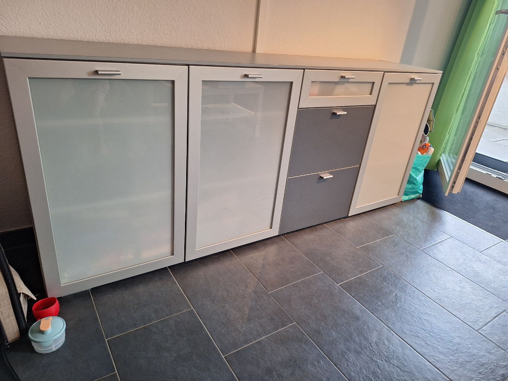 Commodes: Möbel – Défectueux à Samstagern par Luzern92 1