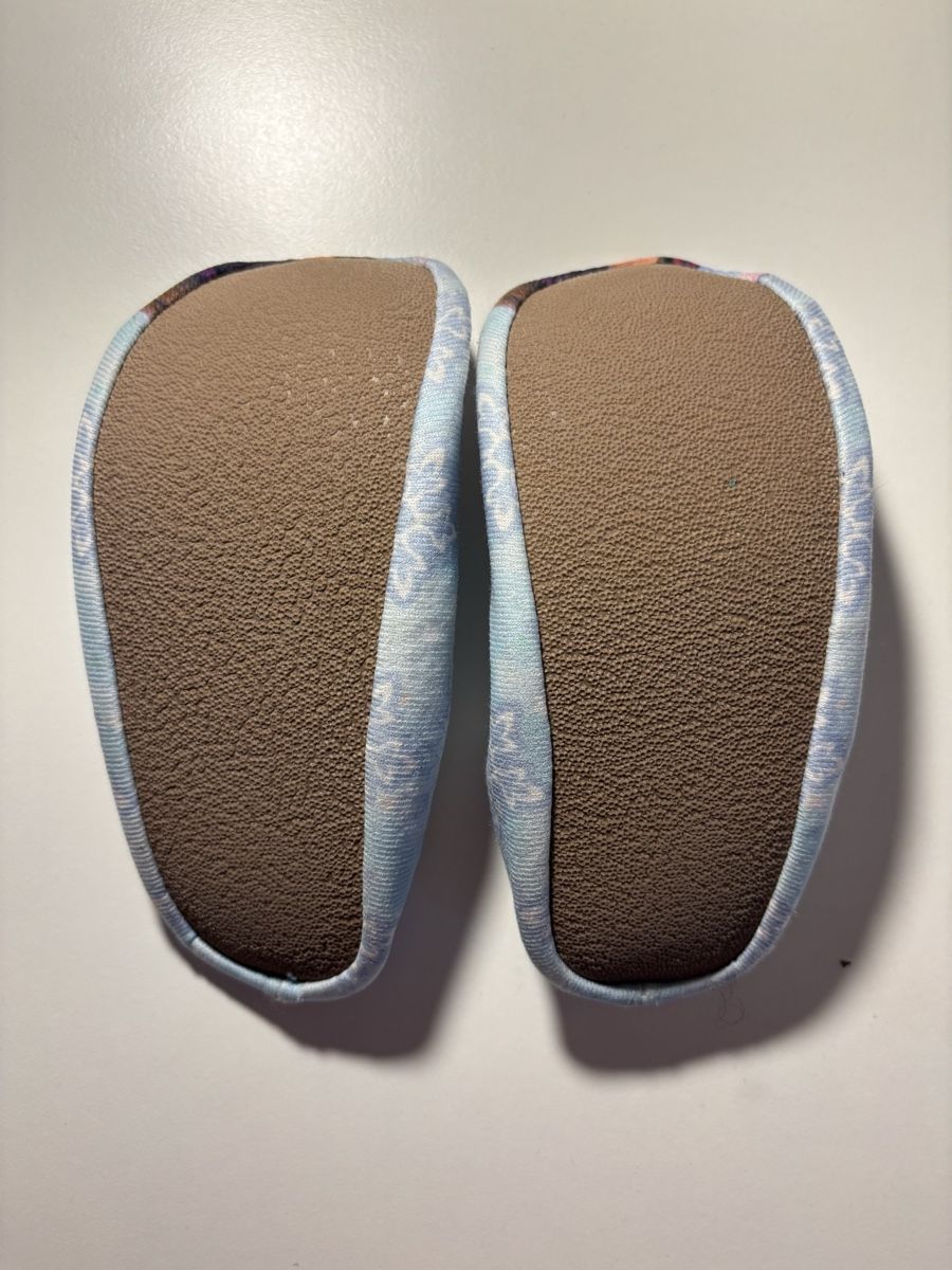 Scarpe per ragazze: Frozen Turntäppeli Gr.28 – Usato da Adliswil venduto da L.Lau 1