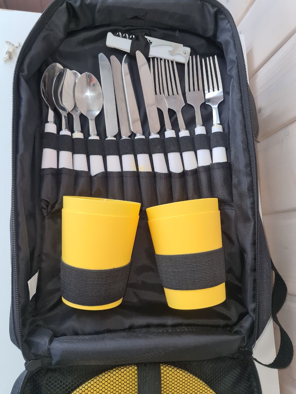 Rucksäcke: Picknickrucksack, Picknickkorb mit Picknickdecke – Gebraucht aus Waldkirch von Hypertenuse 2