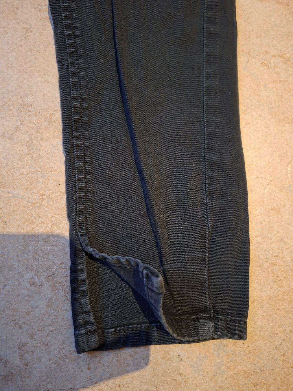 Please Jeans Jeans: Please Jeans, schwarz Gr. XS – Usato da Klingnau venduto da vollmond36 7