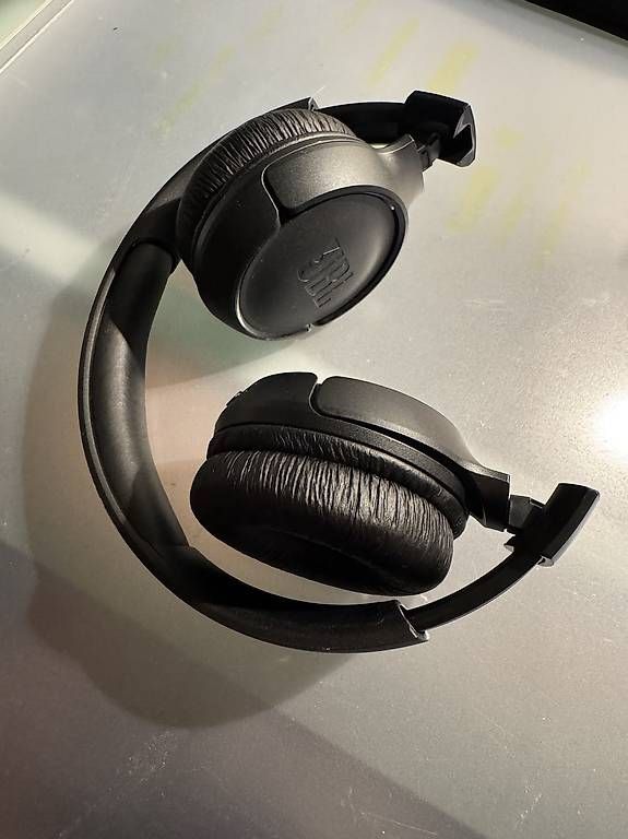 Cuffie: Bluetooth Kopfhörer, JBL Tune 520 BT, Schwarz – Usato da Baden venduto da laurent2025 4