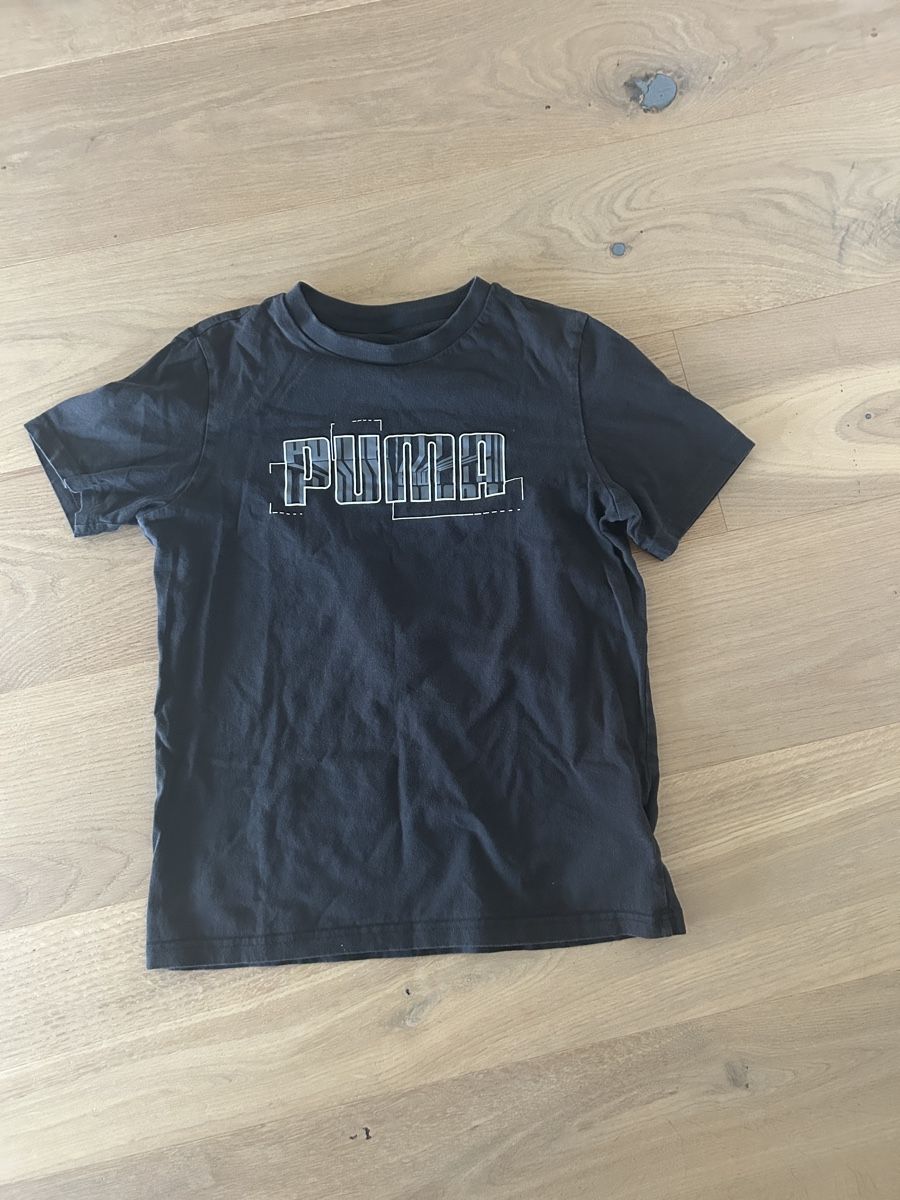 Puma Chemises, T-shirts & Polos: T-Shirt Puma Grösse 158/164 – D'occasion à Unterlangenegg par Dodo2108