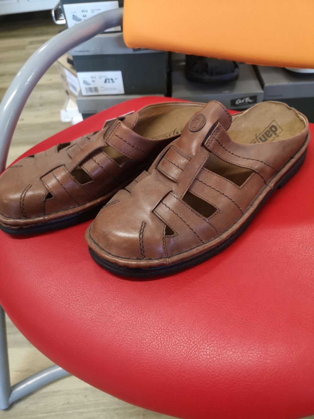 Helvesko Herrenschuhe: Helvesko danflex – Neu und originalverpackt aus Möhlin von Highwaytom