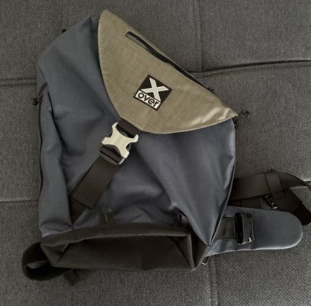 Umhaengetasche X-over Sling Bag grau neuwertig