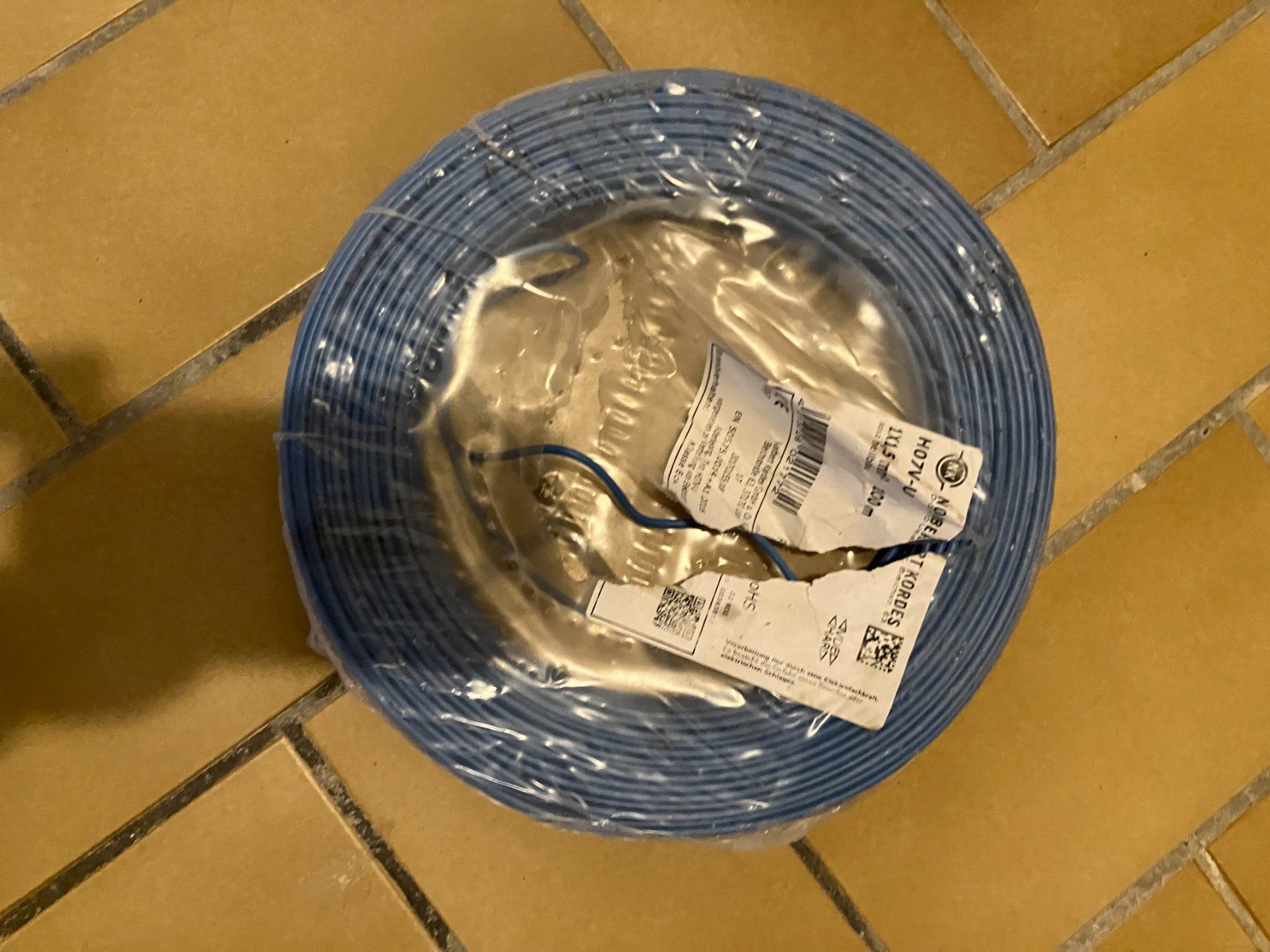 Câbles: Aderleitung starr H07V-U 1,5 mm² blau – D'occasion à Regensdorf par tholeo