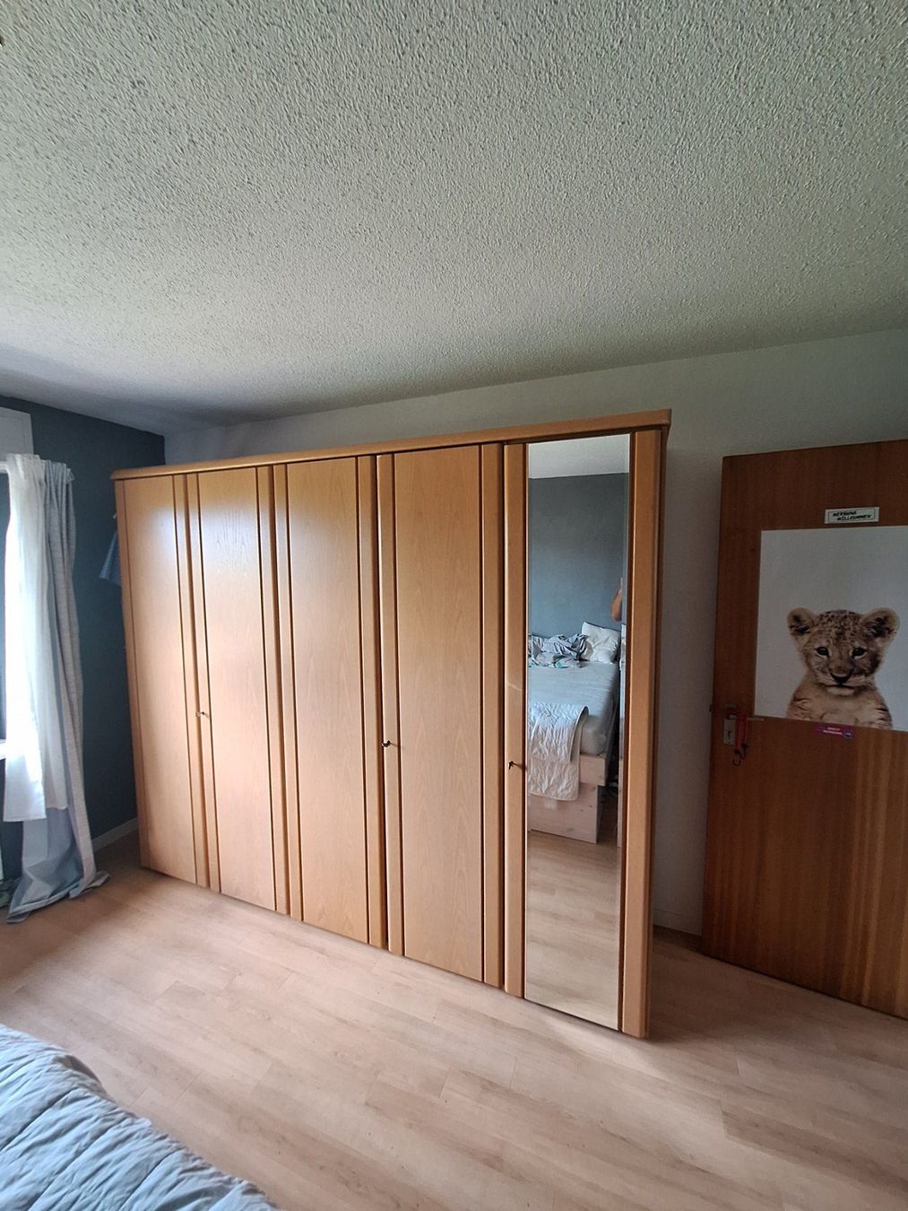 Schränke: Kleiderschrank – Gebraucht aus Tann von Katerdik 1