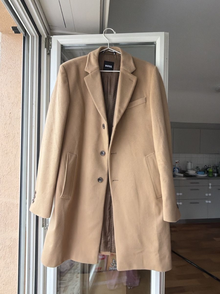 Hugo Boss Cappotti: Hugo Boss Wool Coat, Beige, Fall-Winter – Usato da Zollikerberg venduto da Sergej_12