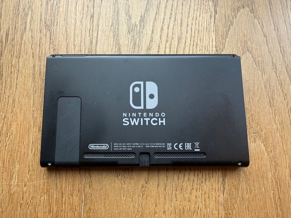 Nintendo Konsolen: Nintendo Switch Konsole / Bildschirm – Gebraucht aus Läufelfingen von Seraphim13 1