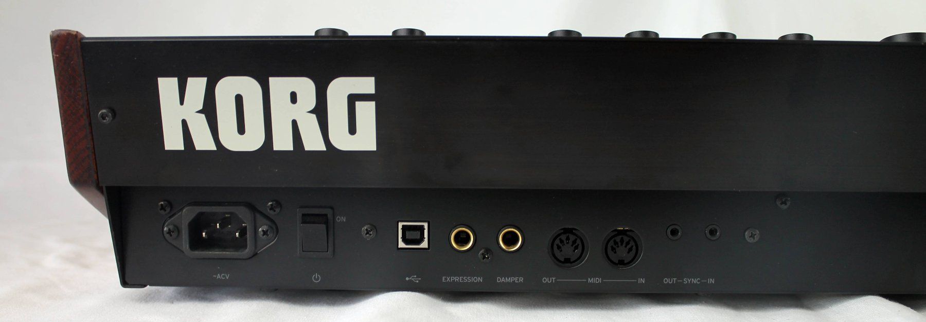 Korg Instruments de musique: Korg Prologue-8 Synthesizer – D'occasion à Reinach BL par bk_brockireinach 9