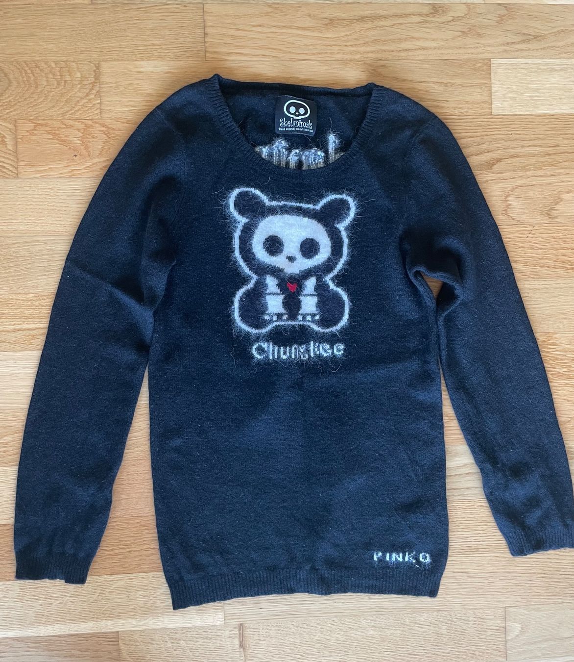 Pinko Maglioni & Felpe: Kaschmirpullover mit Panda-Print PINKO – Usato da Richterswil venduto da IrynaL