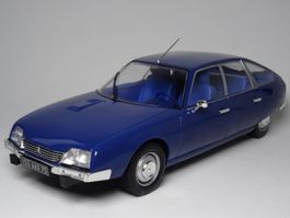 Citroën CX Berline Phase I 1974-1985 dunkelblau        1:24