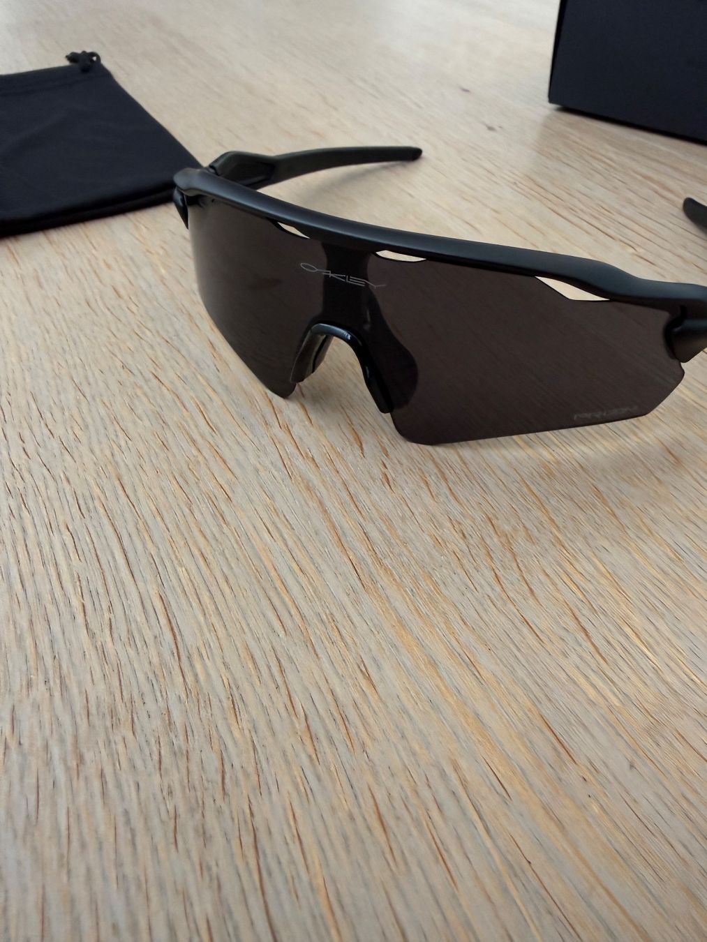 Oakley Brillen & Gläser: Oakley Radar EV Path schwarz – Neu (gemäss Beschreibung) aus Allschwil von lor_6cgq 3