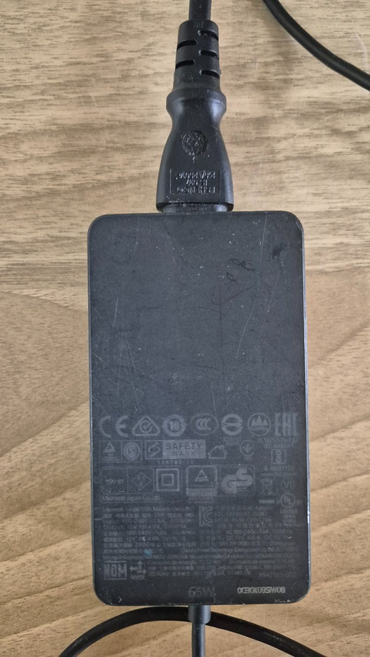 Microsoft Notebooks: Microsoft Surface Pro 5 inkl. Type Cover | nur Netzbetrieb – Gebraucht aus Lumbrein von gianandris 5