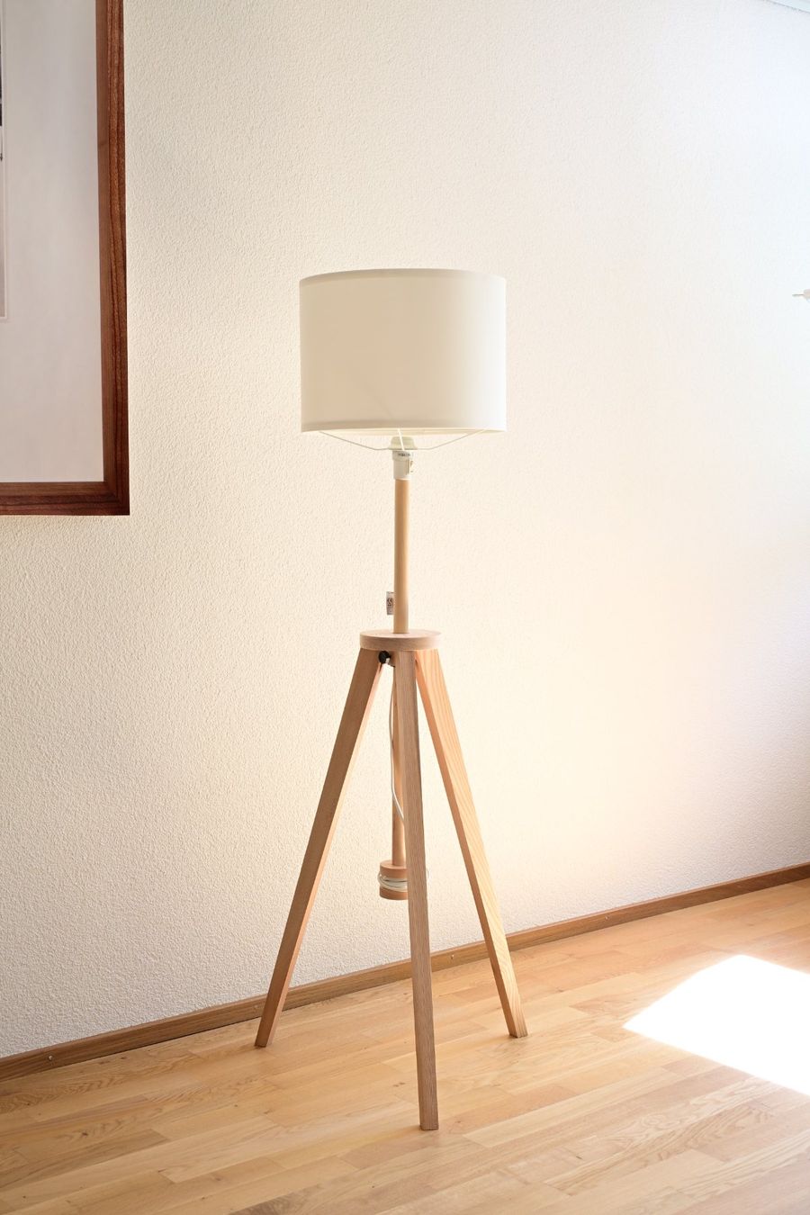 Ikea Lampade: IKEA LAUTERS Standleuchte | Esche / weiss – Nuovo (secondo la descrizione) da Scherz venduto da Neogeo5000 1