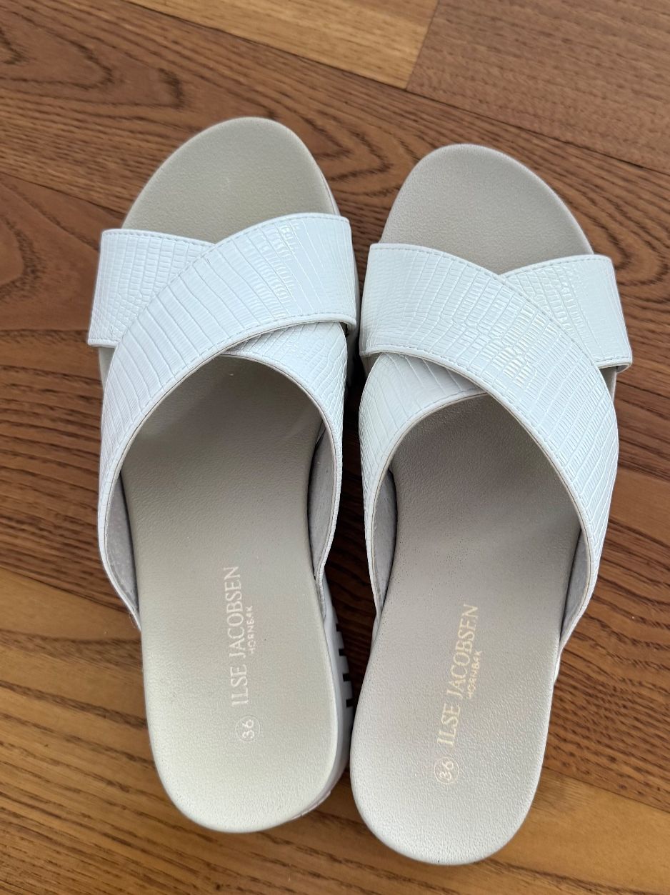Ilse Jacobsen Scarpe da donna: Plateau Sandalen, size EUR 36 – Usato da Sissach venduto da laura.x4 5