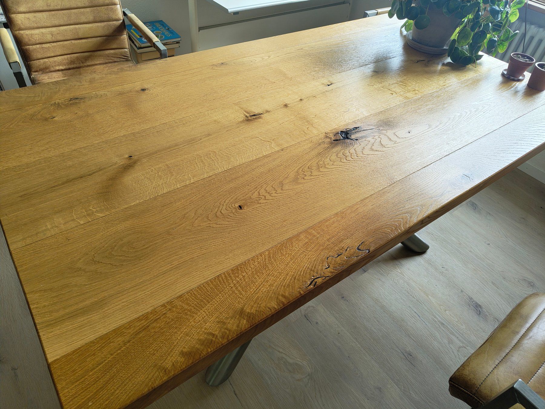Tables: Esstisch Eiche Metallfuss 170 x 95 cm – D'occasion à Zürich par raf_bx9z 1