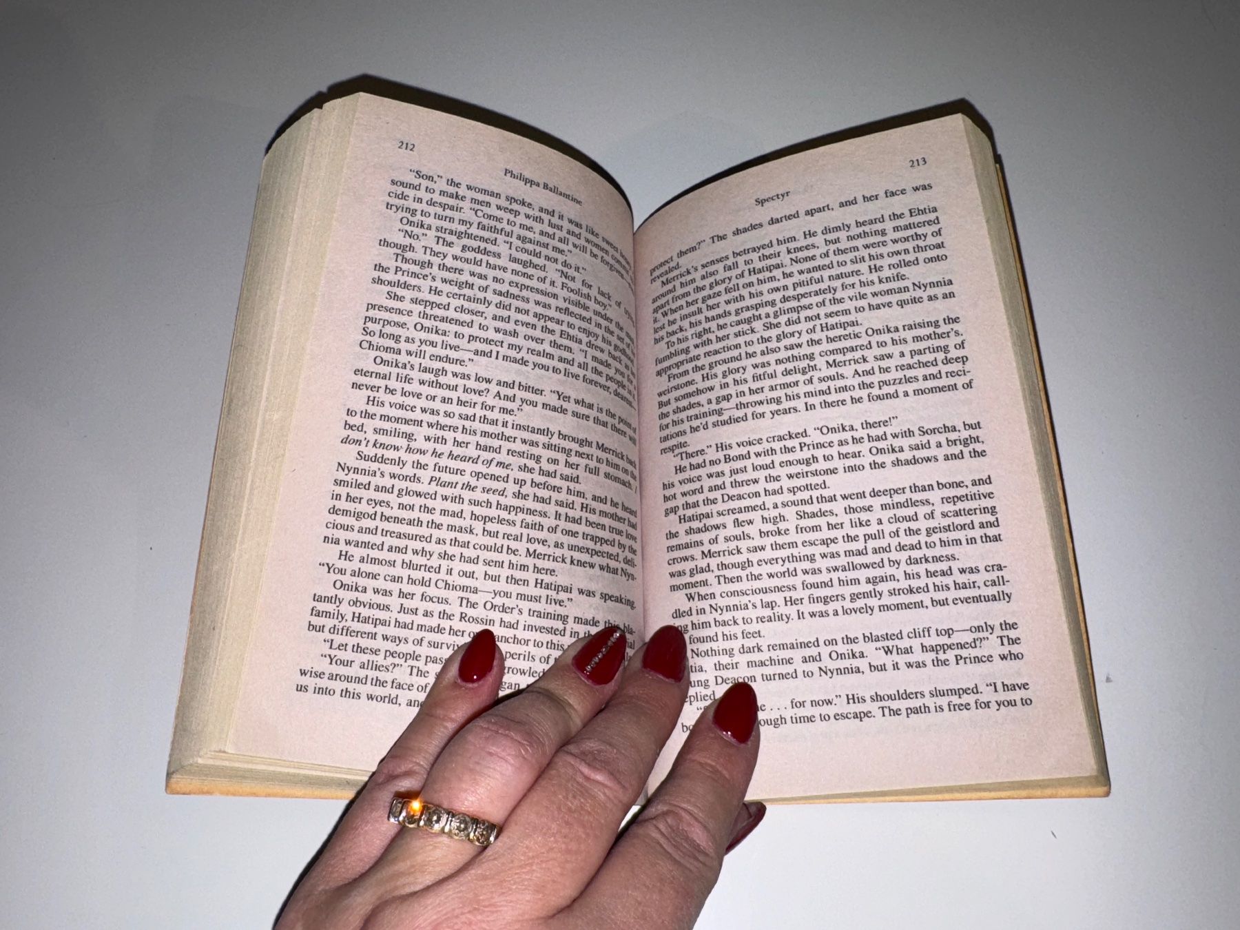 Libri: NOVEL Philippa Ballentine, Spectyr – Usato da Grosswangen venduto da English_books 8
