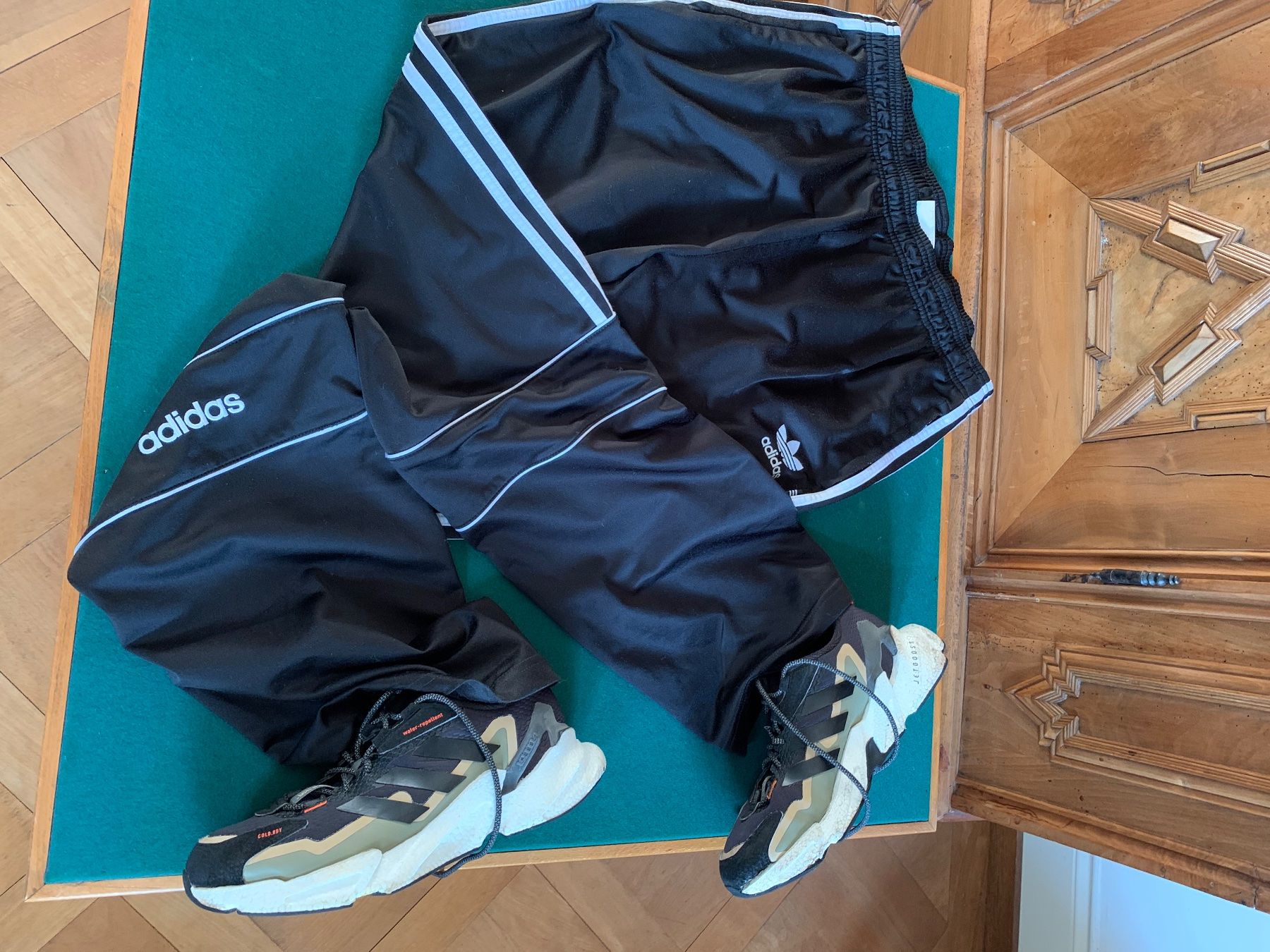 Adidas Herrenschuhe: ADIDAS JETBOOST COLD ROY Trainingsschuhe Größe 40.5 FR – Gebraucht aus Interlaken von Bona55 4