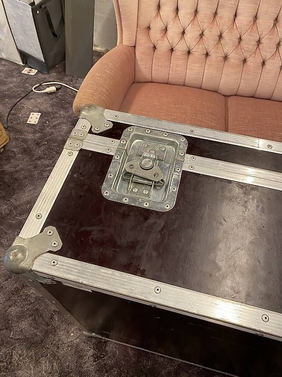 Valigie: Flightcase Mischpult 135x82x36 – Usato da Buchs SG venduto da Kasben 2