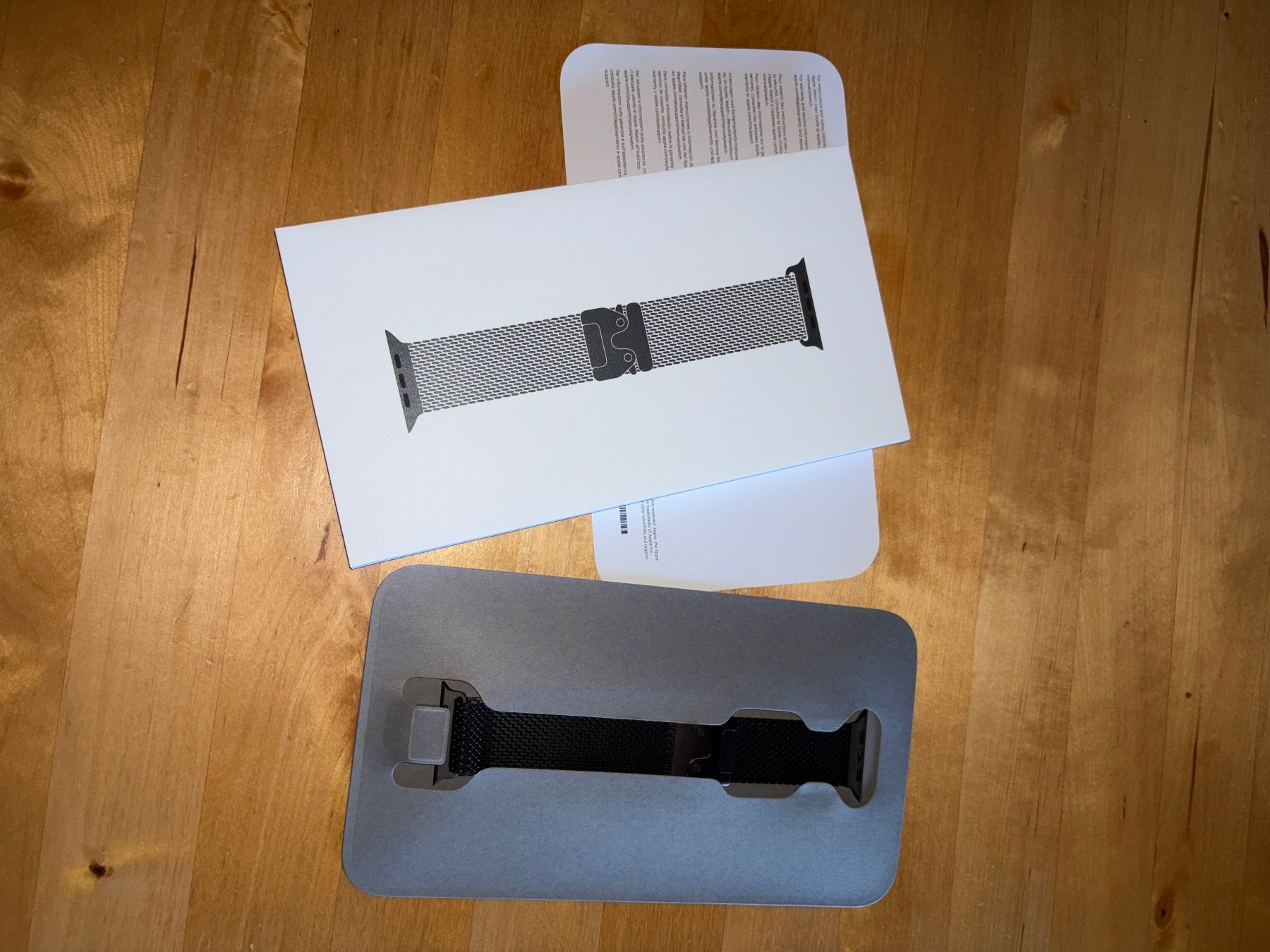 Apple Bracciali & Braccialetti: Bracelet Apple Watch titanium Milanese Loop L – Nuovo e nell'imballaggio originale da Cormérod venduto da mccfee09 2