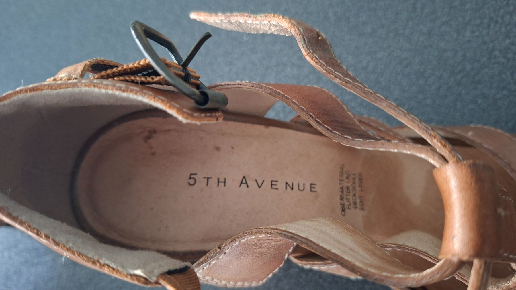 Scarpe da donna: Sandalen mit Absatz Leder Cognacfarben Gr.35 – Usato da Gattikon venduto da jeansgli 4