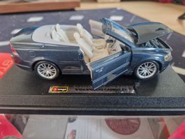 Rarer Volvo C70 1/24 sehr schönes Modell