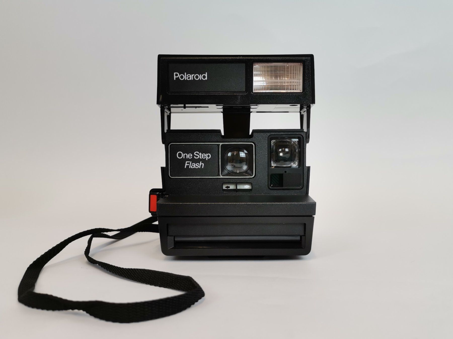 Polaroid Fotocamera: POLAROID 600 Kamera – Usato da Schaffhausen venduto da Restwert_SH 1