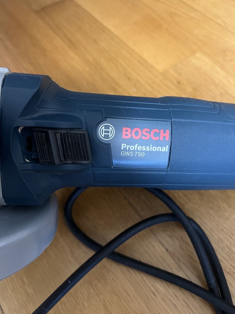 Tutte le macchine: Winkelschleifer Bosch Professional GWS 750 – Usato da Biel/Bienne venduto da dam_fr2b 3