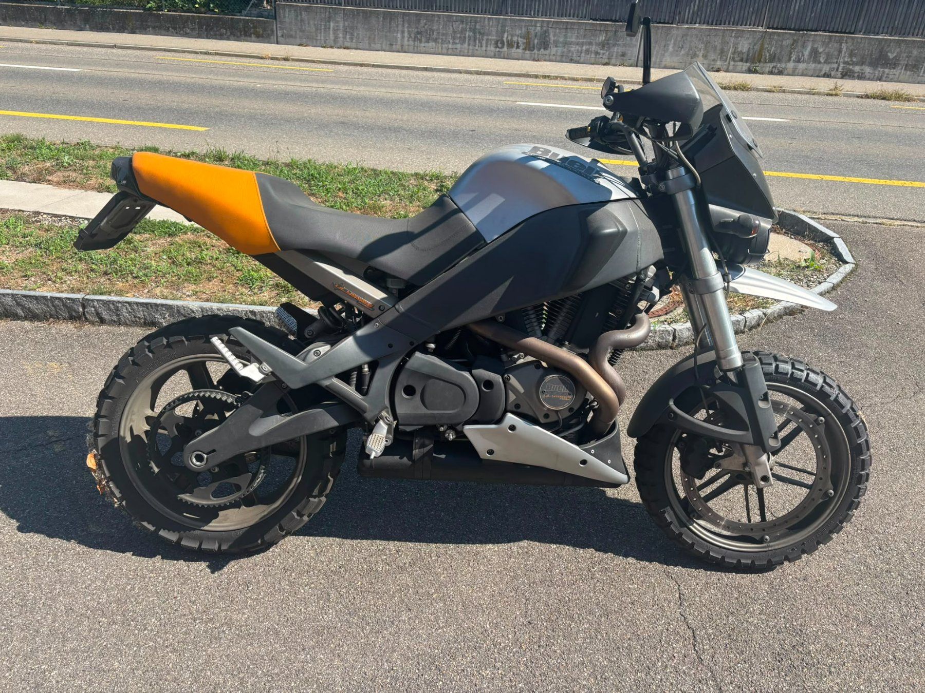 Route: Buell XB12X Ulysses / Export oder Ersatzteilträger – Défectueux à Würenlos par Rest-Wert