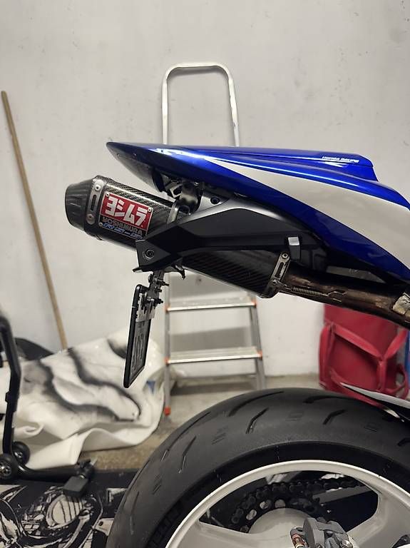 Honda Tutti i ricambio per moto: Silencieux Yoshimura RS-5 carbone pour CBR600RR. – Usato da Genève venduto da dav_6lxx