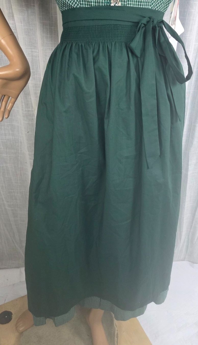 Kleider: ISOLA Trachten Kleid - Dirndl: Modell "Gudi" – Neu (gemäss Beschreibung) aus Flums von Flumsantik 2