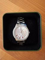 Elegante Esprit Damenuhr "Avery Silver" (Modell ES107312006)