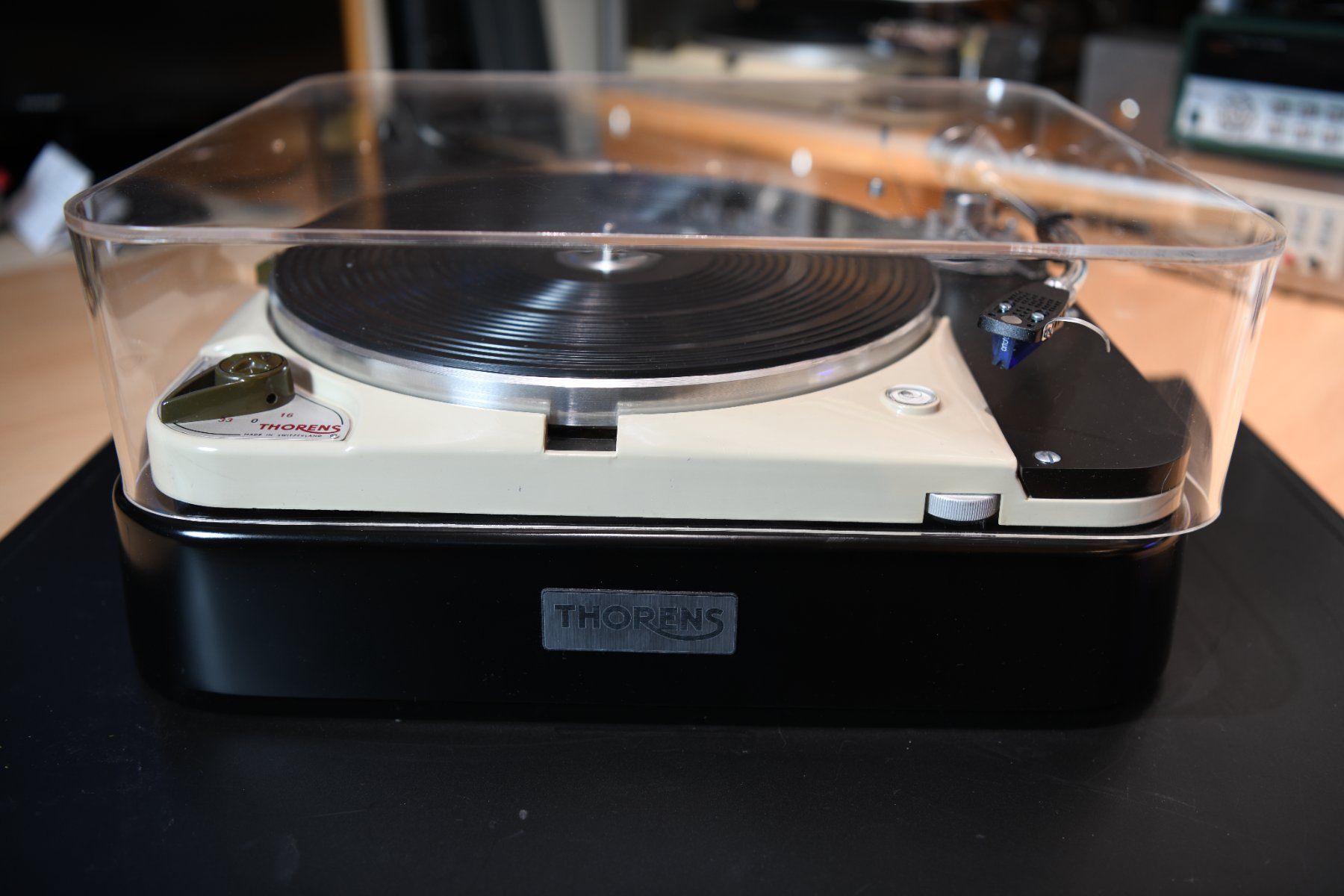 Thorens Giradischi: Thorens TD124 MKI Voll Revidiert – Usato da Hochfelden venduto da per54 1
