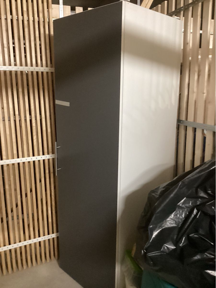 Ikea Schränke: Garderobenschrank – Gebraucht aus Baden von Areekarl