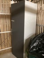 Garderobenschrank